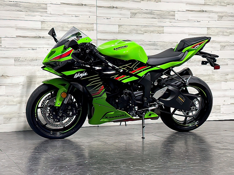 2024 Kawasaki Ninja ZX-6R in Green – Front Side View, 636cc Sportbike for Sale